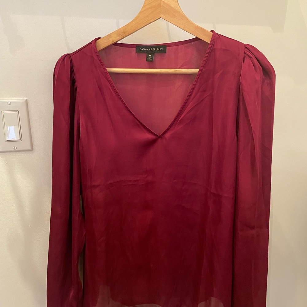 Banana Republic Women's wine Blouse